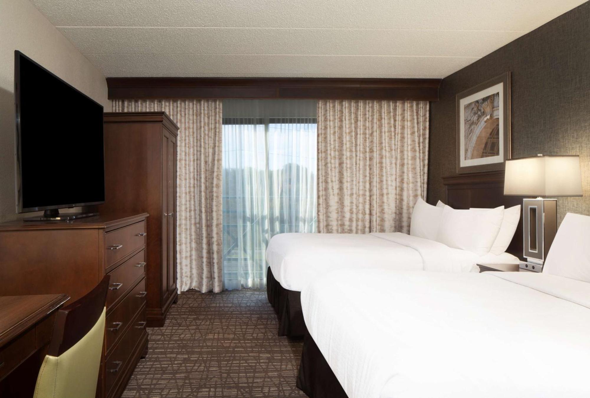 Embassy Suites By Hilton Philadelphia Airport Extérieur photo