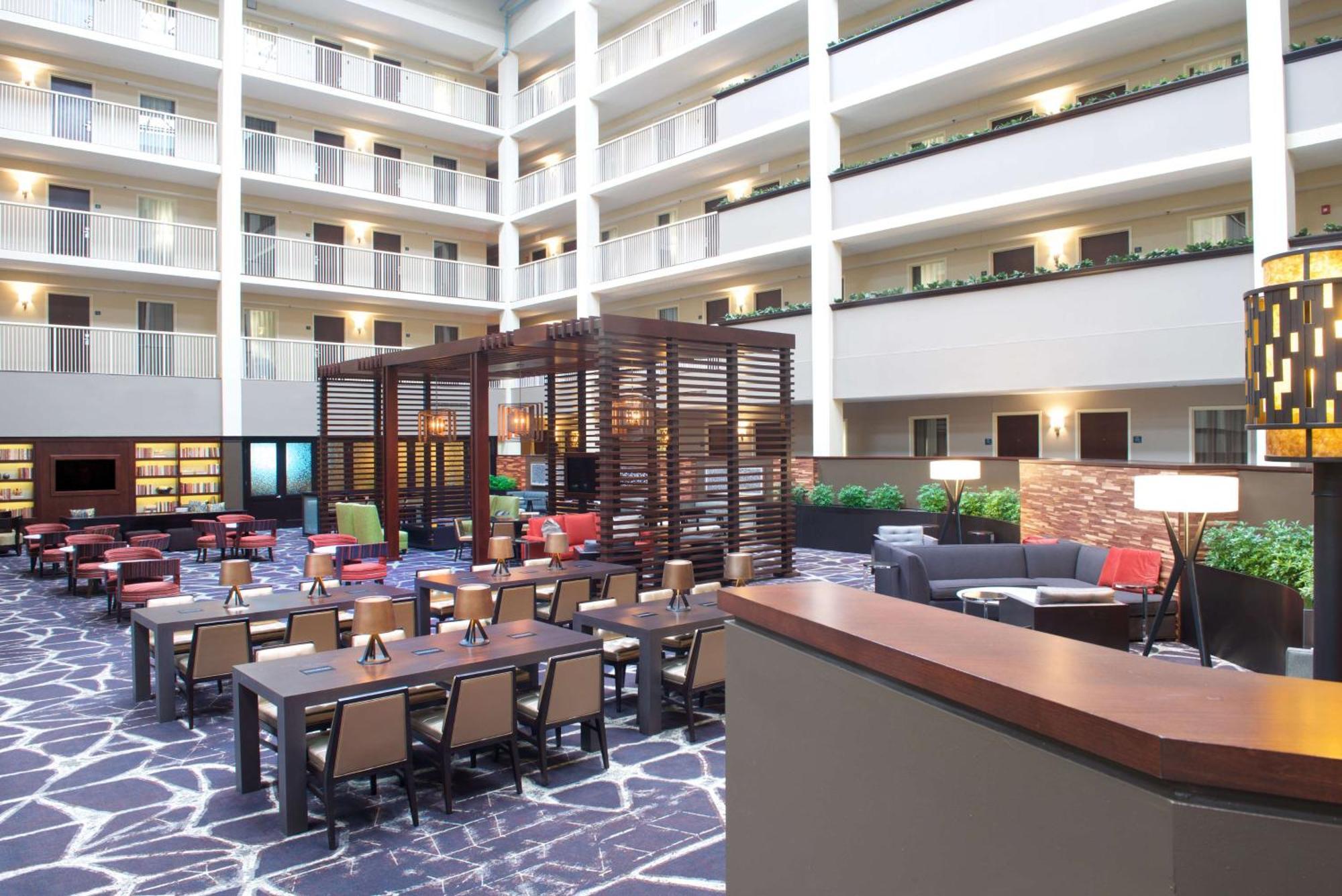 Embassy Suites By Hilton Philadelphia Airport Extérieur photo